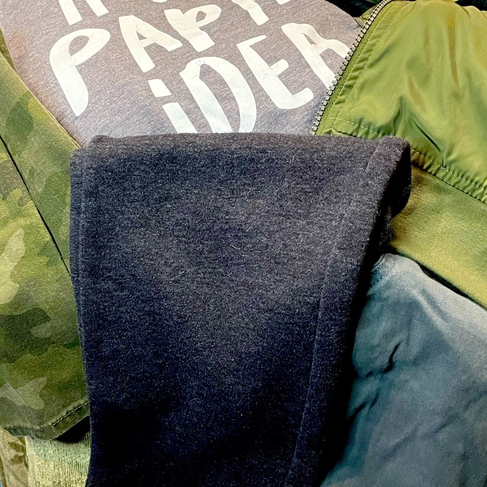 IN THIS ECONOMY! Full Set of Big Boy Camo Gear: 3 pants + Jacket! ALL for $30!!
